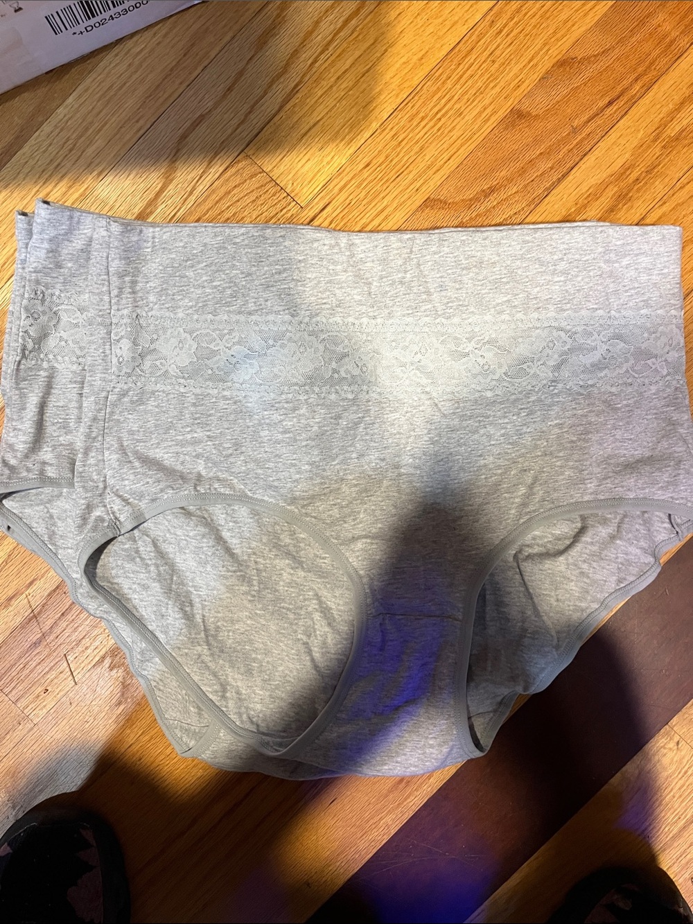High Waist Lace-Trim Briefs in Light Gray